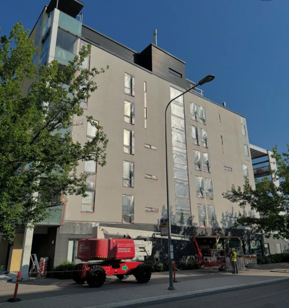 Julkisivu eriste korjaus ja maalaustyöt