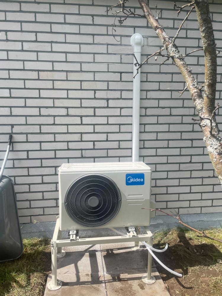 Ilmalämpöpumpun asennus omakotitaloon. Äänekoski