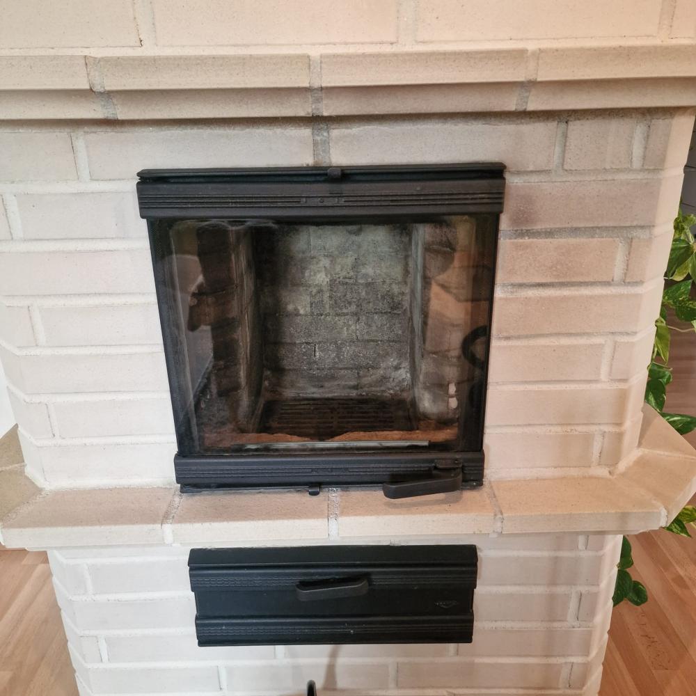 Noen poisto tulipesästä ja saumoista