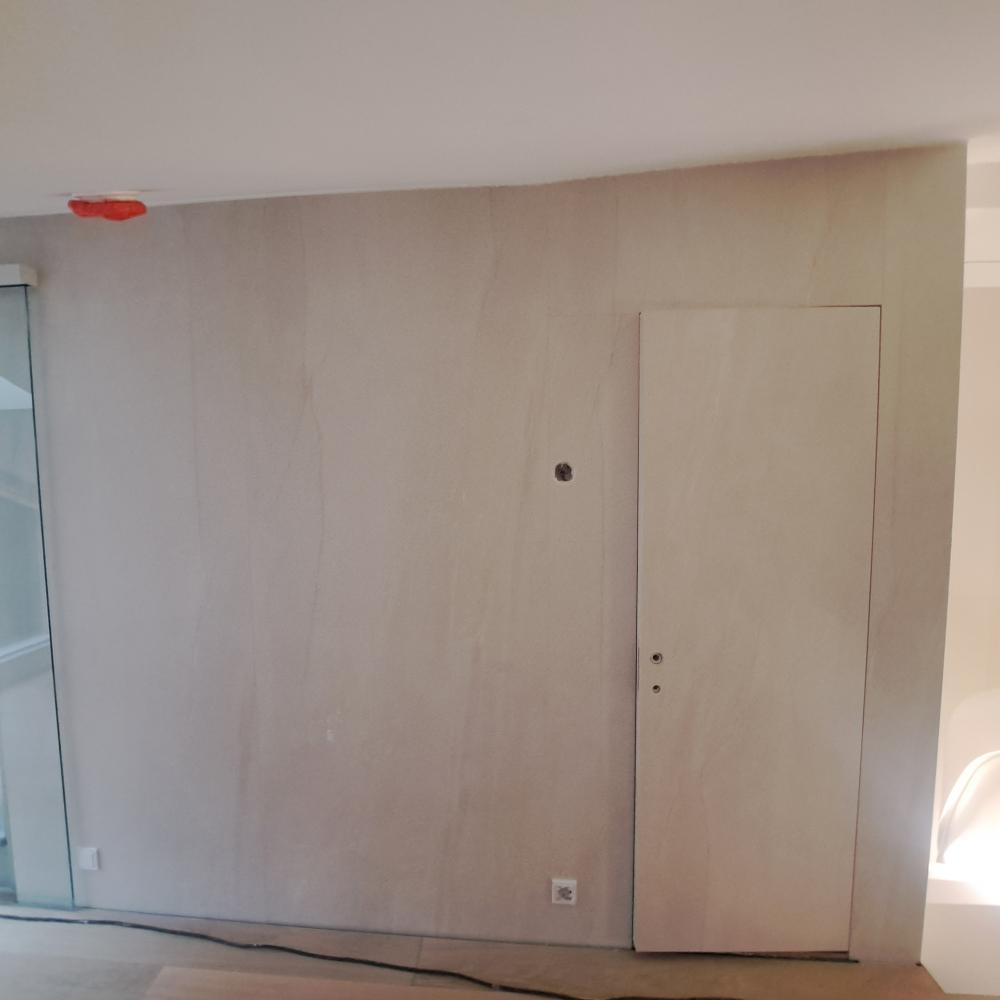 märkien tilojen korjaus, vedeneristys ja laatoitus