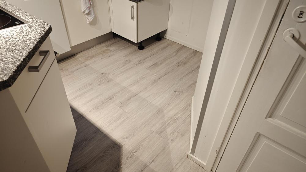 Laminate floor Renewal and repair