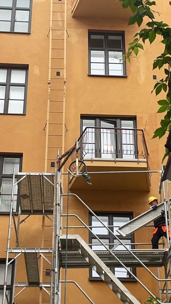 Parvekkeen rakentaminen jälkikäteen kerrostaloon