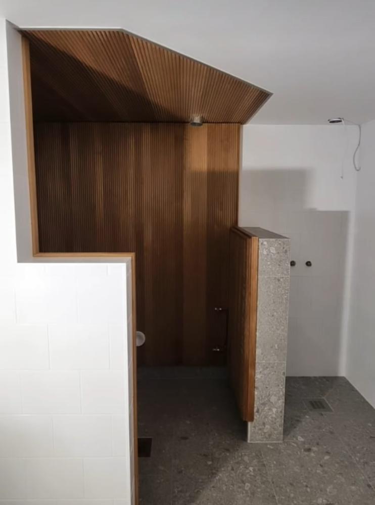 Kylpyhuoneen saneeraus Omakotitalo