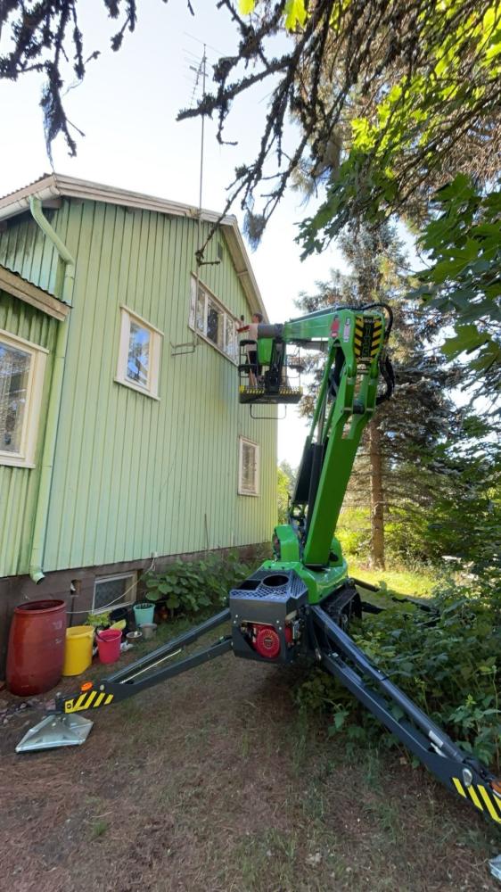 Rintamamiestalon maalaus