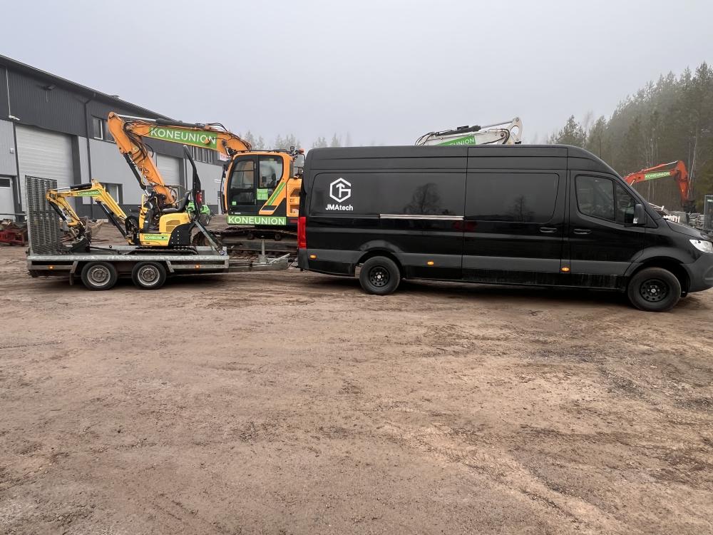 Kalustoa työmaalle