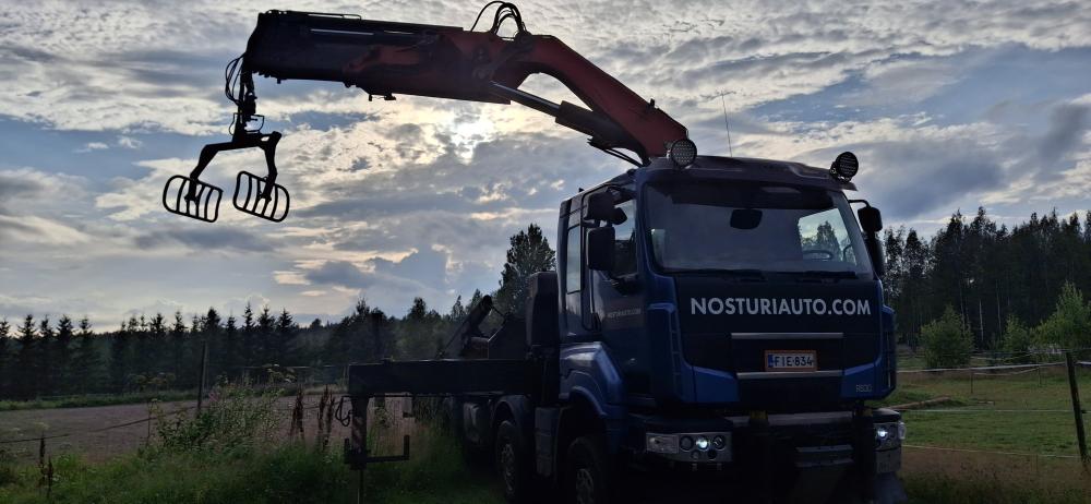 Kuljetus ja nostotöitä