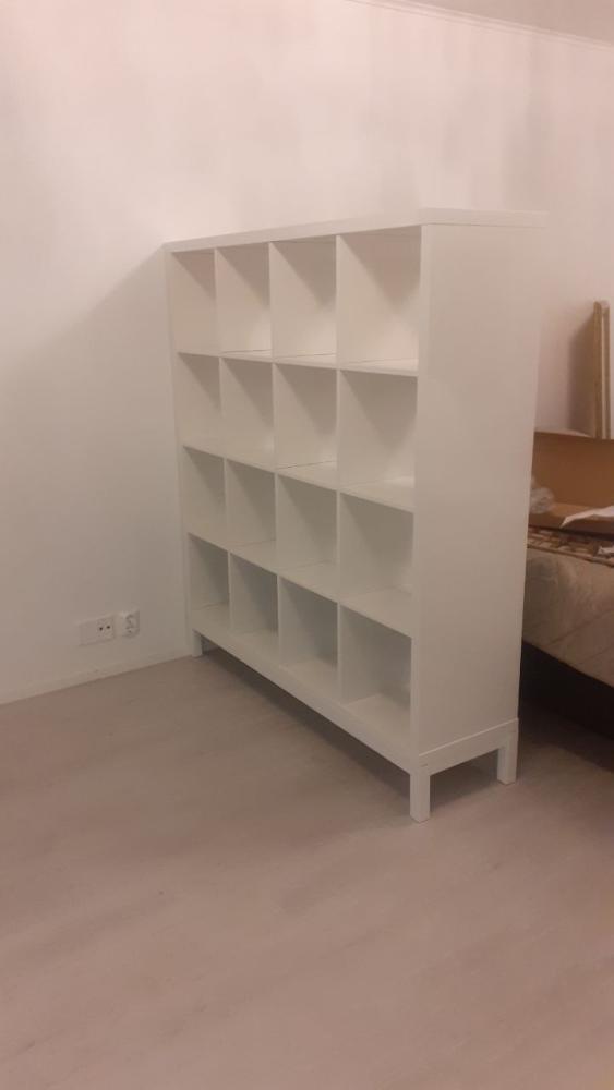 IKEA Kallax hyllyn kasaaminen ja asennus