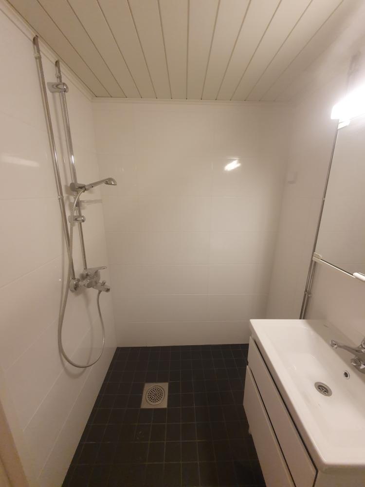 Kylpyhuoneen saneeraus kerrostalo