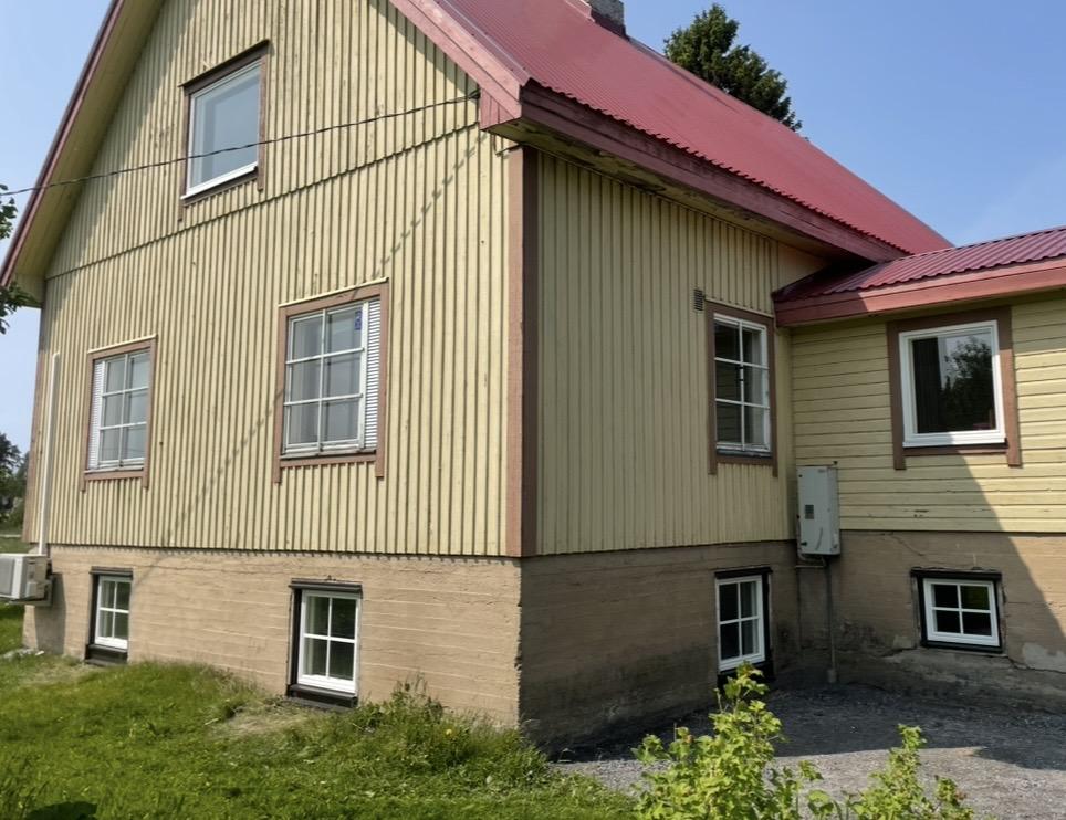 Ikkuna vaihto kellariin