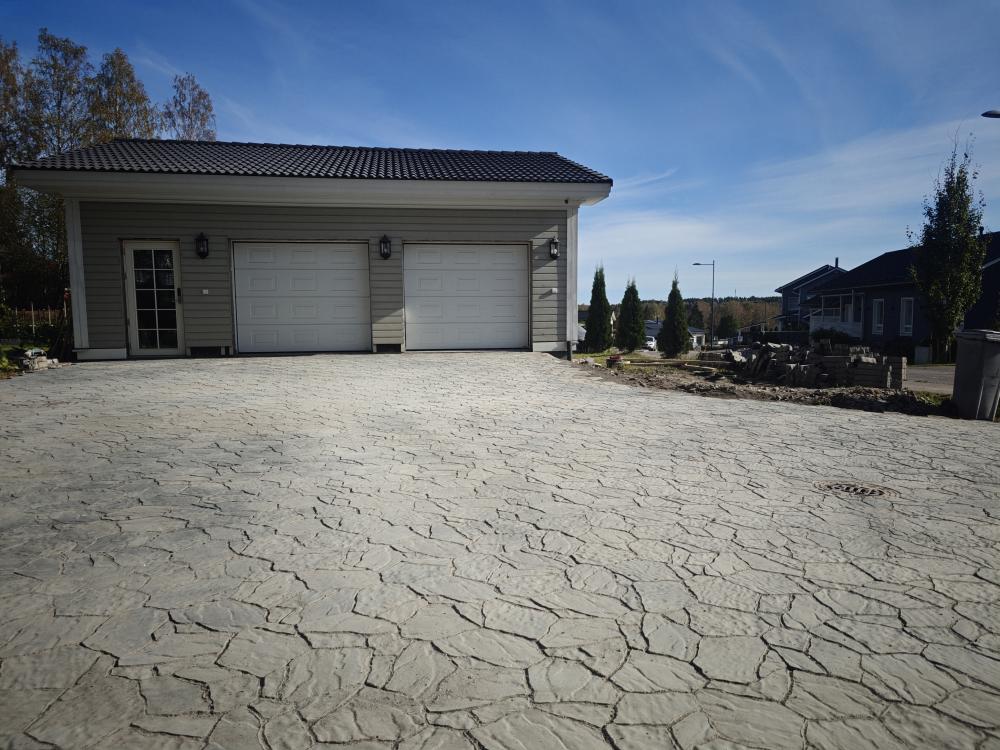 135m2 Luotokivestä