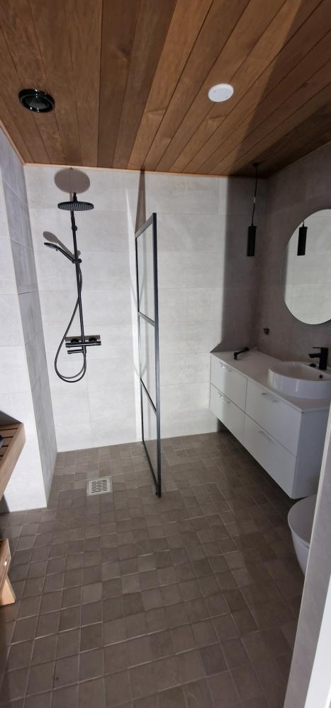 Kylpyhuone/ saunaremontti