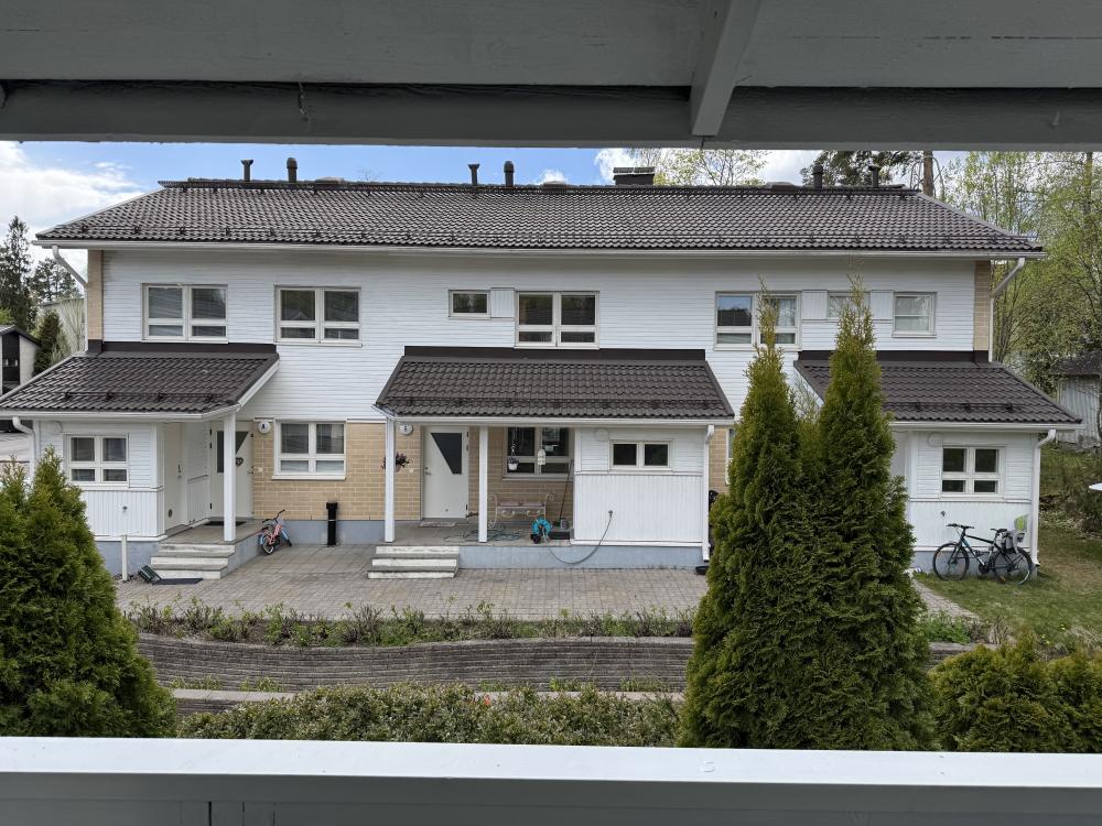 3 paritalon taloyhtiön julkisivujen maalaus