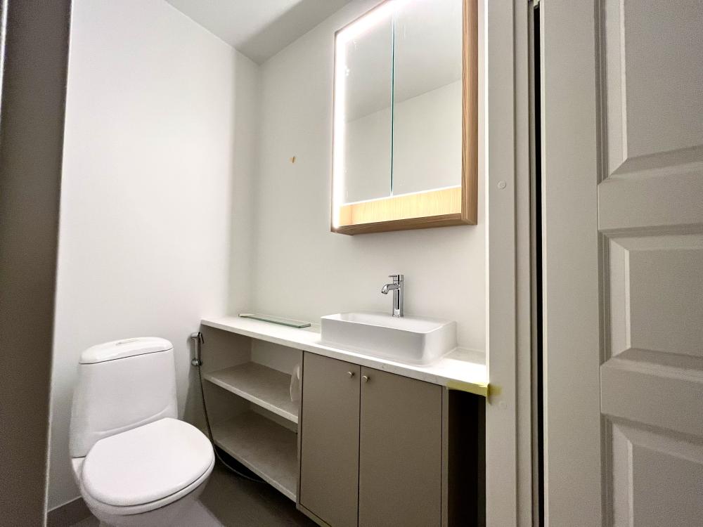 WC- ja kodinhoitohuoneen kevyt remontti.