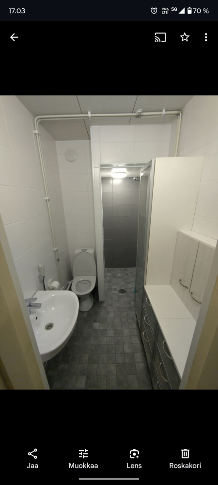 Kylpyhuoneremontti omakotitaloon.