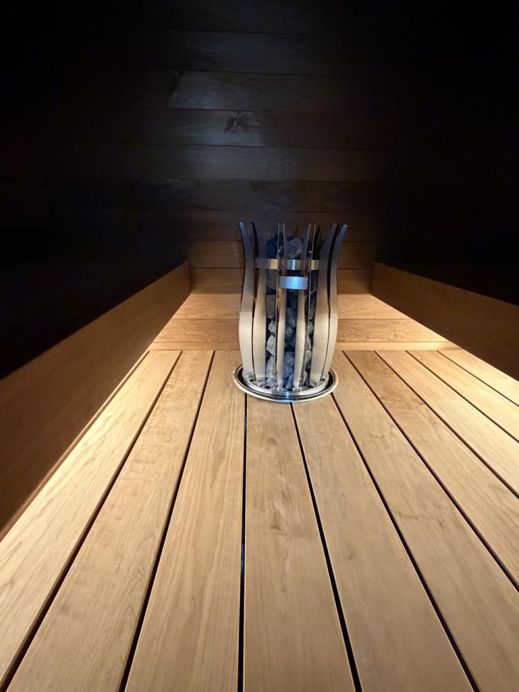 Omakotitalon kylpyhuone, sauna ja kodinhoitotila