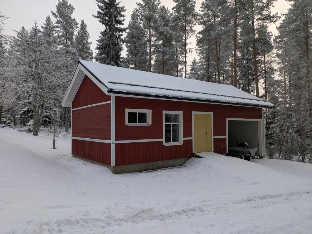 Varasto / autokatos saneeraus