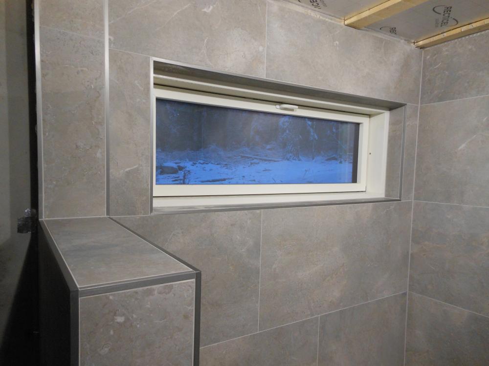 Suurlaatta työ / Erikoislaatoituksia