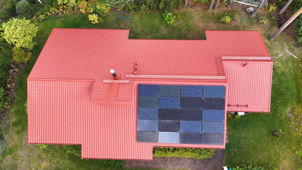 Kattoremontti omakotitaloon.