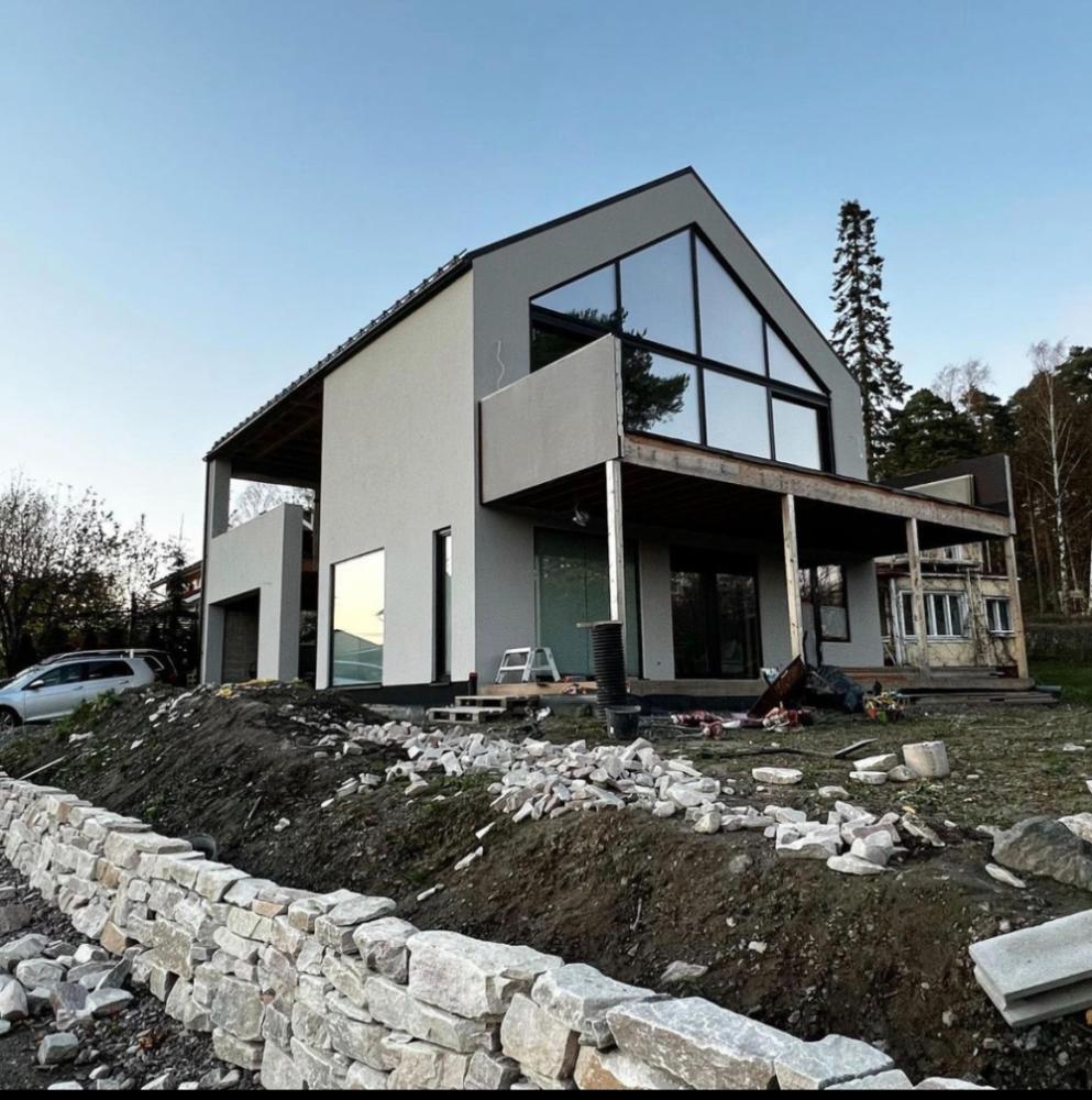 Rungon pystytys, Lammi-Kivitalot