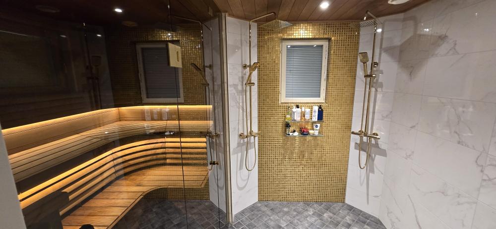 Kylpyhuone- ja saunaremontti omakotitaloon