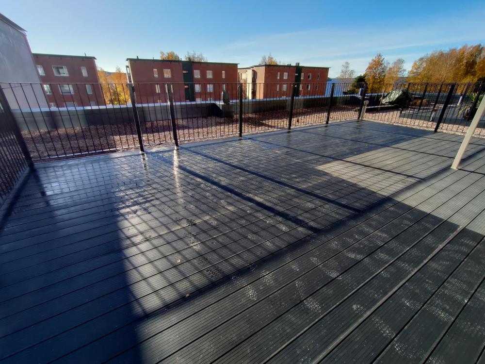 Kattoterassilaajennus