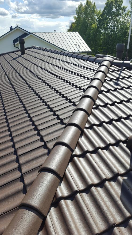 Tiilikaton pinnoitus