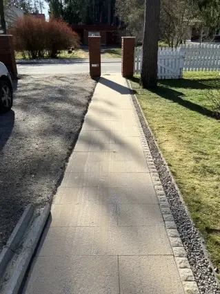 Kävelytie graniitti laatta asennusta