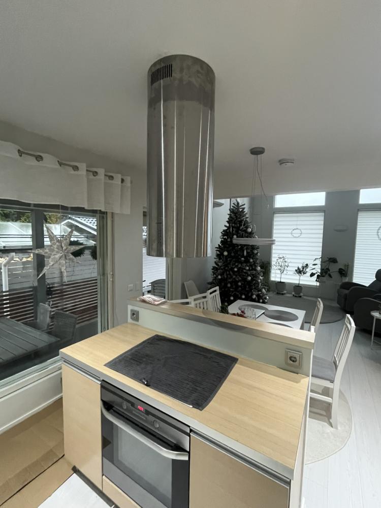 Liesituuletin asennukset