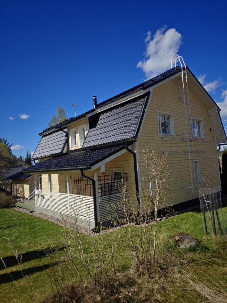 Tiilikaton pesu ja pinnoitus