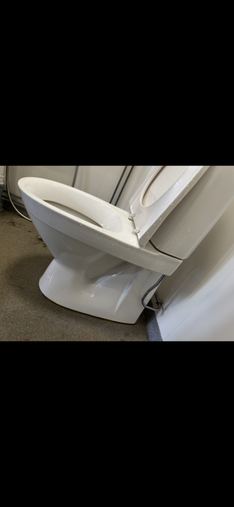 Varaston tyhjennys ja siivous