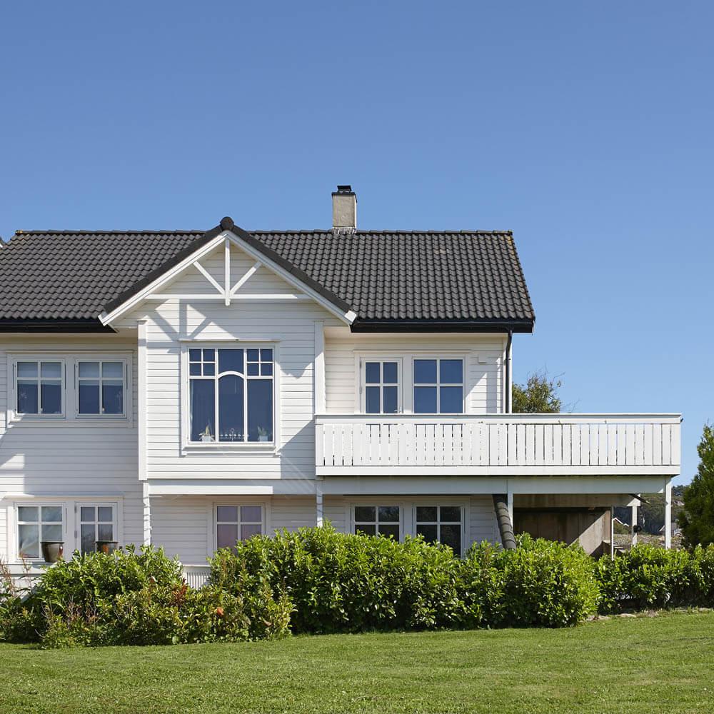 Puuosien huoltomaalaus