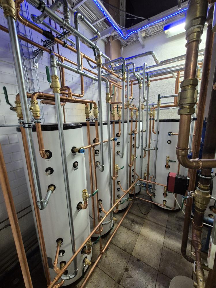 Energiaremontti kaukolämmön korvaus 11.000m2