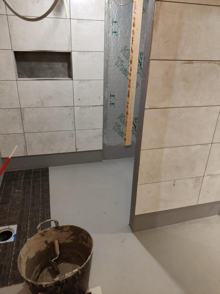 Laatoitus ja vesieristykset