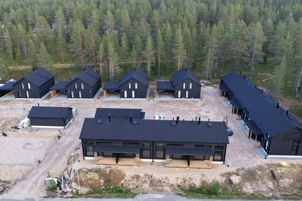 Taloyhtiön rakentaminen n.900m2