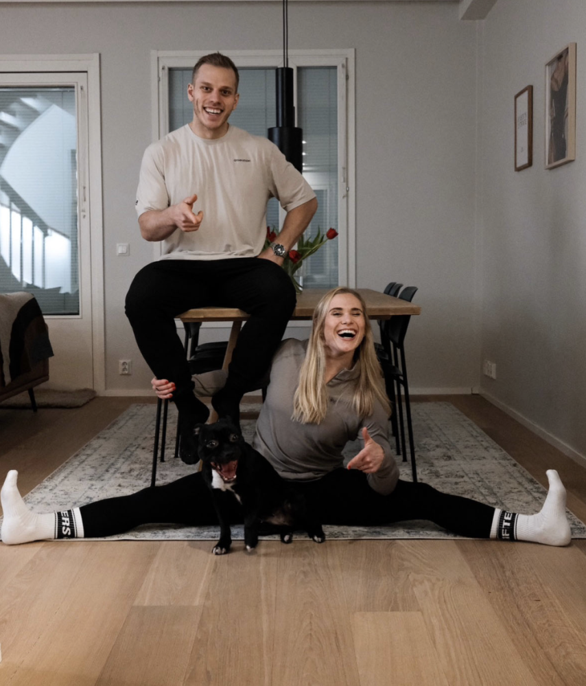 Uudistimme Jonne Kosken ja Emilia Leppäsen lautaparketin