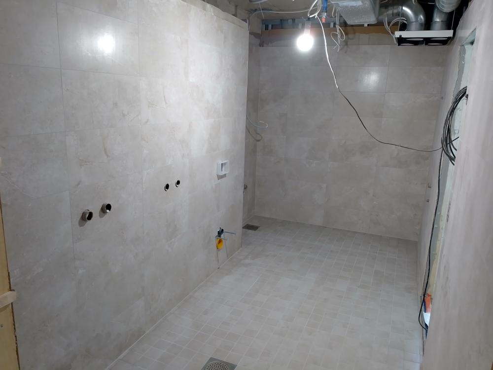 Kylpyhuonelaatoituksia Tampere 2025