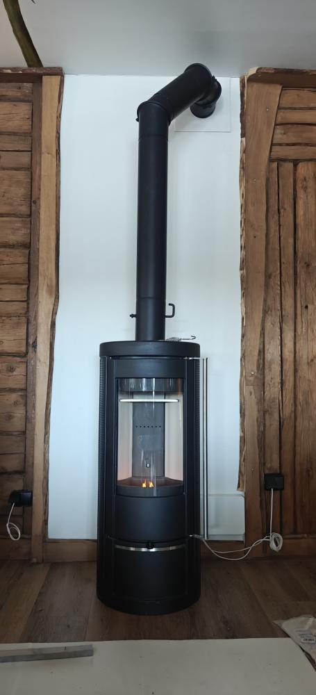 Takan asennus/hormin putkitus