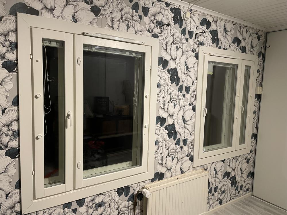 Yläkerran ikkunoiden vaihtotyö